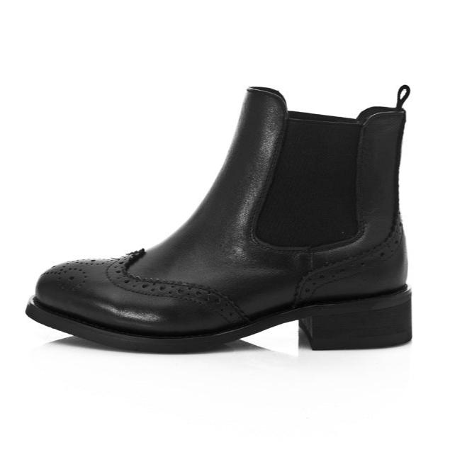 Women's Black Leather Ankle Boots Vintage Brogues Chelsea Boots